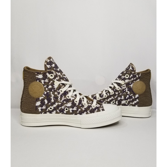 Converse Women's Chuck 70 Hi Tops Size 5.5 Sand Dune/ Raisin A01704C NWT - Picture 3 of 8